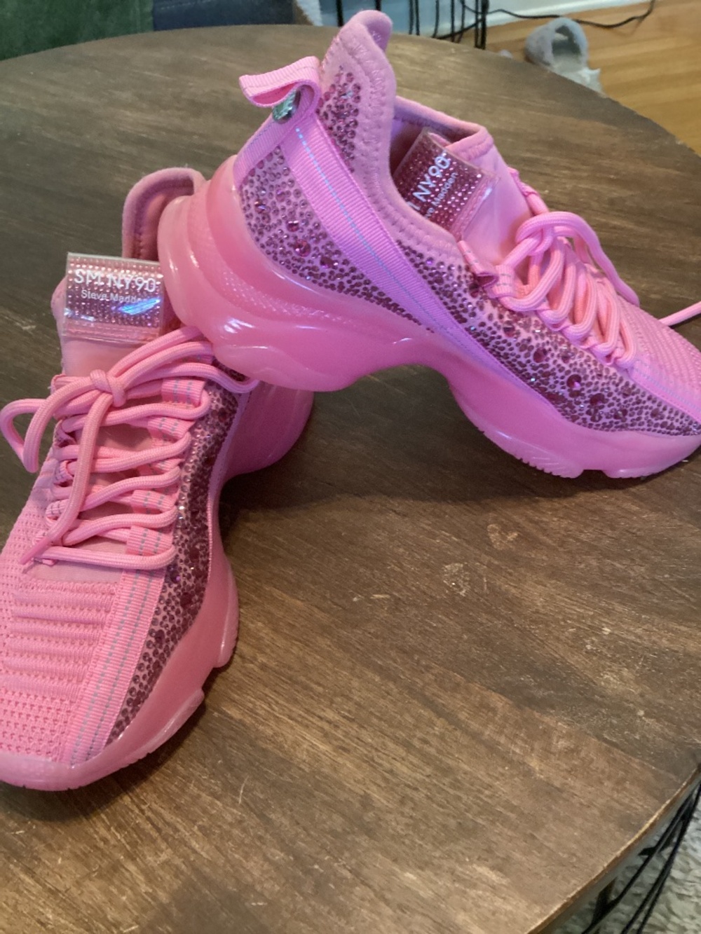Steve Madden maxima hot pink sneaker
